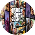 Kulatý jedlý obrázek na dort s komiksovou koláží z hry GTA V: helikoptéra, motorka, rottweiler a bílé logo uprostřed, jedlý obrázek na dort.