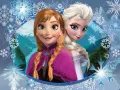 Princezny Anna a Elsa v oválném rámu na pozadí zasněžených hor a bledě modrých vloček, jedlý obrázek na dort