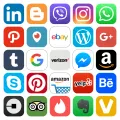 Jedlá kolečka s barevnými ikonami sociálních sítí LinkedIn, Instagram, WhatsApp a Pinterest na cupcakes, jedlý obrázek na dort
