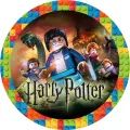 Kulatý jedlý obrázek s kostičkovými figurkami Harryho Pottera, Hermiony, Rona a hada Nagini před hradem Bradavice, jedlý obrázek na dort