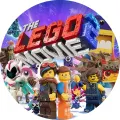 Kulatý jedlý obrázek na dort s postavami z LEGO filmu, Emmetem, Hustěnkou a Rexem na fialovém vesmírném pozadí, barevný motiv