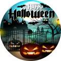 Noční scéna s měsícem, hradem, netopýry a svítícími dýněmi, jedlý obrázek na dort s nápisem Happy Halloween