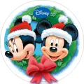 Kulatý jedlý obrázek s Mickeym a Minnie v červených čepicích ve věnci, modrém zimním pozadí a padajícím sněhem, jedlý obrázek na dort