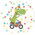 Zelený dinosaurus v modré přilbě řídí červenou motorku na pestrém pozadí s barevnými tečkami, jedlý obrázek na dort