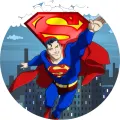 Superman v modrém kostýmu s červeným pláštěm letí nad městem s mrakodrapy, jedlý obrázek na dort