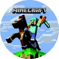 Steve z Minecraftu v tyrkysové zbroji s mečem na černém koni na kostičkovém trávníku, jedlý obrázek na dort