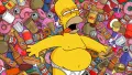 Homer Simpson v žlutém spodním prádle obklopený donuty, pivem Duff a hamburgery, jedlý obrázek na dort
