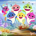 Podmořská scéna s žraločí rodinkou Baby Shark, růžovou lištičkou se šnorchlem a mořskými koníky, jedlý obrázek na dort