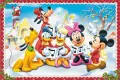Mickey, Minnie, Donald, Daisy, Goofy a Pluto zpívají koledy před zasněženým domkem se Santou na komíně, jedlý obrázek na dort