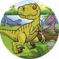 Kulatý jedlý obrázek na dort: žlutozelený tyranosaurus s úsměvem, modrý a fialový ještěr, palmy a kapradí v pravěké krajině