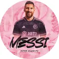 Fotbalista Lionel Messi v dresu Inter Miami, růžový jedlý obrázek na dort