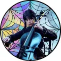 Wednesday Addams hrající na violoncello před vitrážovým oknem, kulatý jedlý obrázek na dort