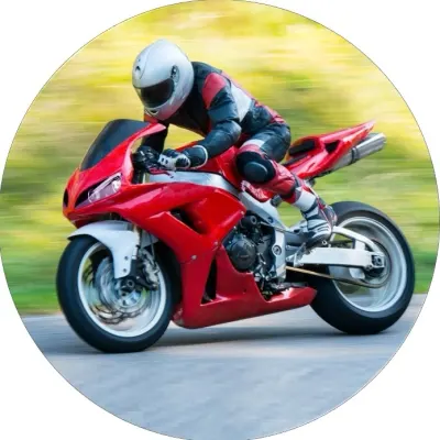 Motorka – červený sportovní stroj v zatáčce – jedlý papír na dort