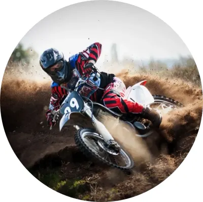 Motorka – motokros v červeno-černé výstroji – jedlý papír na dort