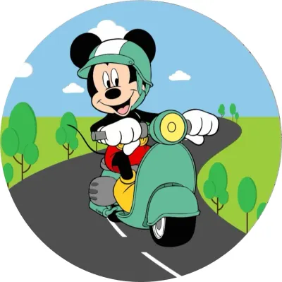 Mickey Mouse – jízda na retro skútru v krajině – jedlý papír na dort