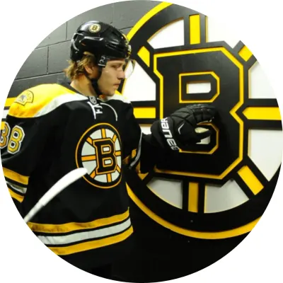 David Pastrňák – Boston s velkým logem B – jedlý papír na dort