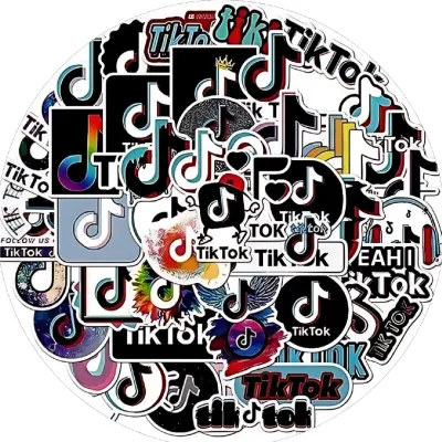 TikTok – koláž samolepek a graffiti prvků – jedlý papír na dort