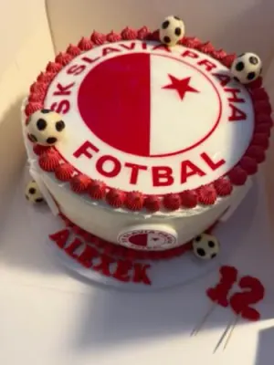 Fotka od zákaznice Ilona – Jedlý papír SLAVIA PRAHA máme jako jedlý papír i fondán