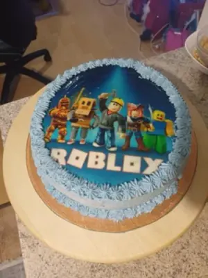 Fotka od zákaznice Daniela – Jedlý papír ROBLOX máme jako jedlý papír i fondán