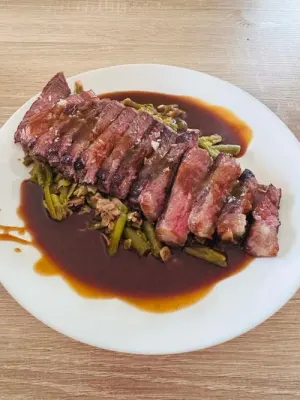 Fotka od zákaznice Lukáš – CHEF CLUB Omáčka Demi Glace 1 kg