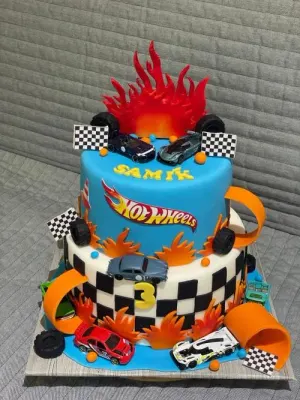 Fotka od zákaznice Jitka – Jedlý papír HOT WHEELS v nabídce jedlý papír i fondán