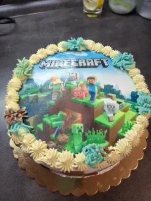 Fotka od zákaznice Lucie – Obrázek na jedlém papíru: MINECRAFT v nabídce jedlý papír i fondán