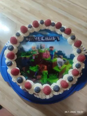 Fotka od zákaznice Martina – Obrázek na jedlém papíru: MINECRAFT v nabídce jedlý papír i fondán
