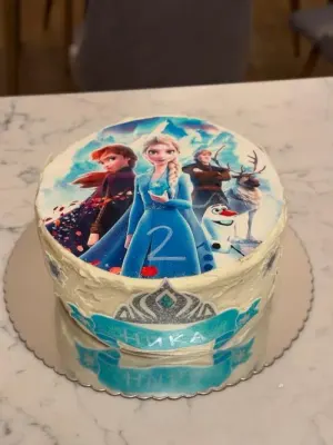 Fotka od zákaznice Irina – Jedlý papír Elsa - Frozen II - Ledové království 2