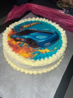 Fotka od zákaznice Kamila – Jedlý papír HOT WHEELS ★ oblíbený tisk na jedlý papír