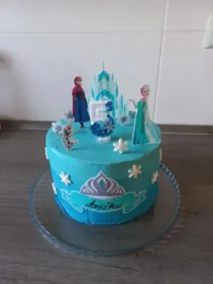 Fotka od zákaznice Kateřina – Jedlý papír FROZEN v nabídce jedlý papír i fondán