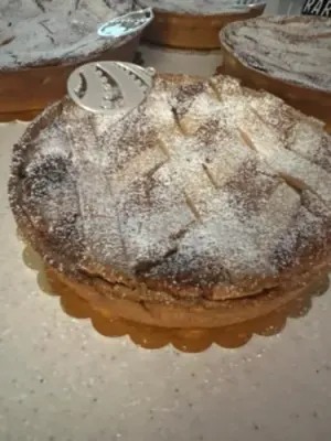 Fotka od zákaznice Lucia – Podložka pod dort zlatá hrubá vlnka kruh 22 cm (1 ks) ♡ nebalená - volná