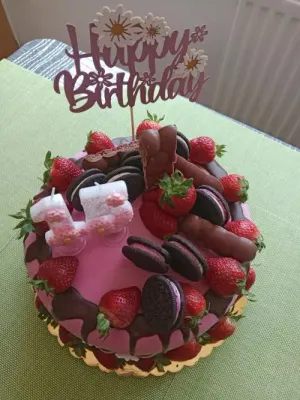 Fotka od zákaznice Lenka – Fondán na dort SweetArt Pink vanilkový (1 kg) ▹