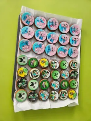 Fotka od zákaznice Irena – Tisk vlastního obrázku na JEDLÝ PAPÍR, nebo FONDÁN - CUPCAKES KOLEČKA