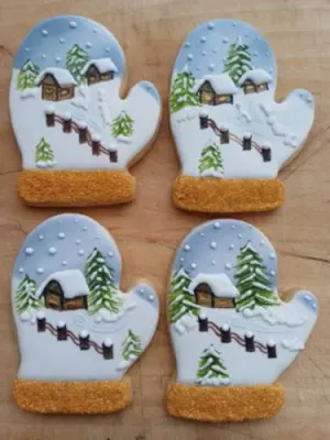Fotka od zákaznice Jiří – Královská glazura za studena (instantní bílková glazura) POLEVA NA PERNÍČKY 1kg Poleva na zdobení perníků ❄️ Royal Icing