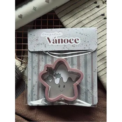 Vykrajovátko ve tvaru hvězdy od značky Sugar cookie girl na vánoční perníčky a sušenky
