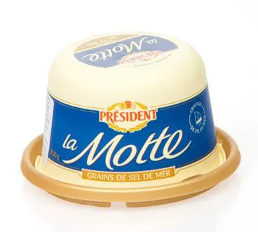 Francouzské máslo PRÉSIDENT La Motte s krystalky mořské soli v balení 250 g k pečení i vaření