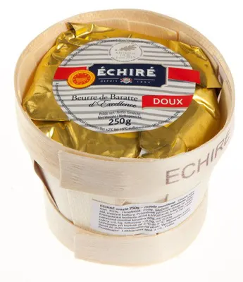 Francouzské máslo Beurre d'Échiré AOP s 82% obsahem tuku pro pečení a cukrářské krémy