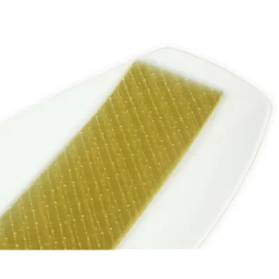 Bílá plátková želatina Cake Masters v balení 50 g pro stabilizaci krémů, pěn a želé