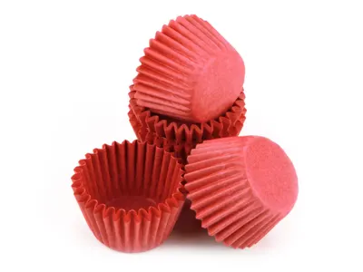 Červené mini cukrářské košíčky na pralinky od značky Cake Masters