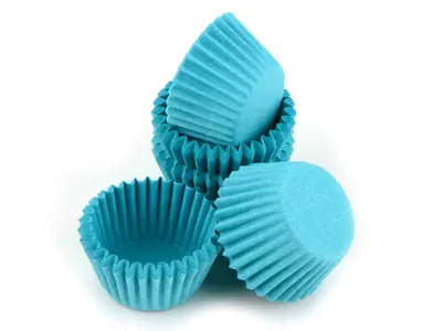 Cukrářské košíčky na pralinky Cake Masters v jasně modré barvě, mini velikost