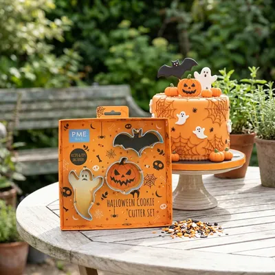 Sada kovových vykrajovátek PME ve tvaru dýně, netopýra a ducha pro pečení halloweenských sušenek