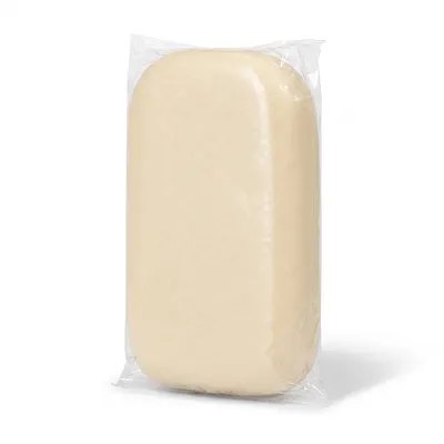 Nebělený marcipánový fondán SweetArt s vůní mandlí na potahování a modelování dortů, balení 1 kg