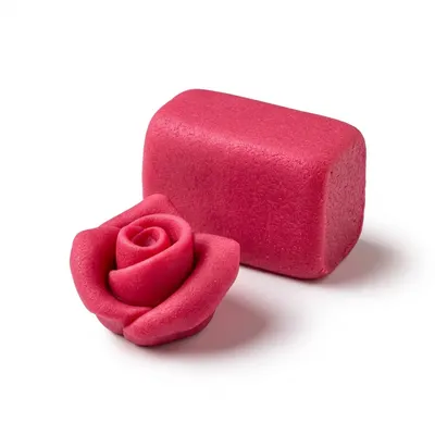 Růžový barvený marcipán SweetArt s 30% mandlí, 150 g, na potahování a modelování dortů