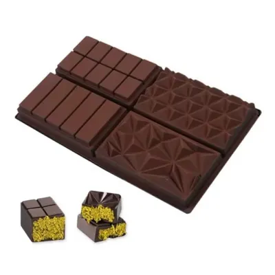 Silikonová forma na čokoládu na čtyři tabulky o rozměru 14 x 8 x 2,5 cm pro domácí přípravu čokoládových tabulek