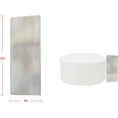 Japonská stěrka Cakesicq o rozměrech 25 x 8 cm na uhlazení krému a polevy na dortu