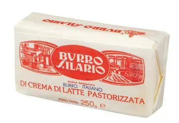 Italské máslo S. Ilario s obsahem 83 % tuku v balení 250 g vhodné na pečení a přípravu krémů