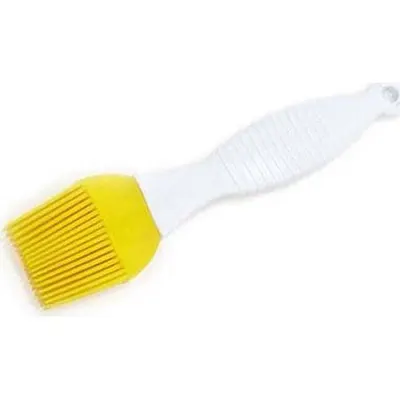 Silikonový štětec Silikomart žluté barvy o délce 18 cm na potírání pečiva a dortů