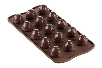 Silikonová forma Silikomart Choco Drop 3D na čokoládové pralinky ve tvaru kapky, 15 jamek
