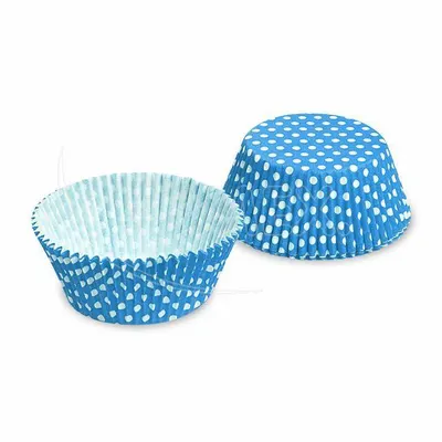 Modré papírové košíčky na muffiny s bílými puntíky od značky Wimex, balení 40 kusů o průměru 5 cm