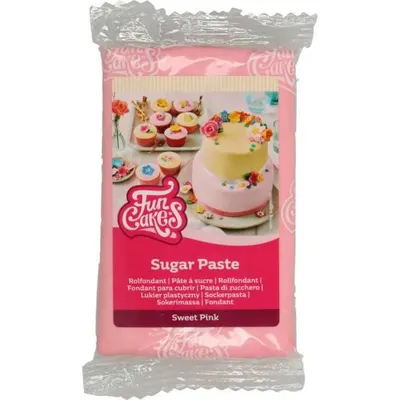 Světle růžová potahovací hmota FunCakes v balení 250 g na obkládání dortů